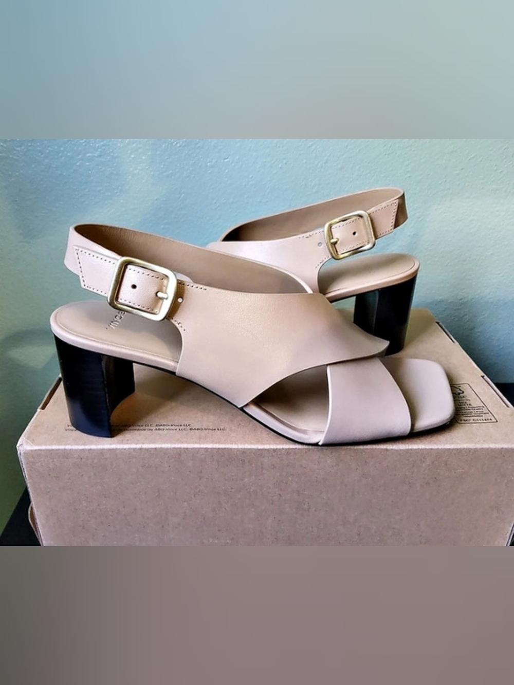 Vince Omega Leather Crisscross Slingback Sandals Beige & Black US 8M